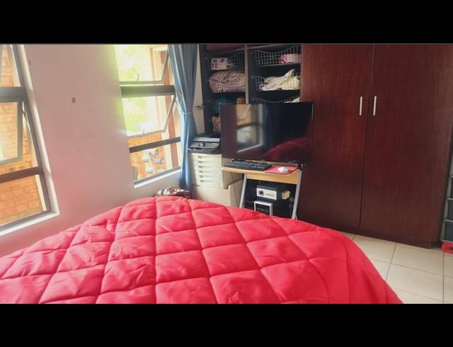 2 BEDROOM TOWNHOUSE FOR SALE IN KIBLER PARK